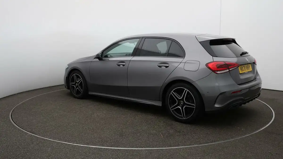 2022-mercedes-benz-a-class-13-a200-amg-line-executive-edition-hatchback-5d-7g-dct-big-61