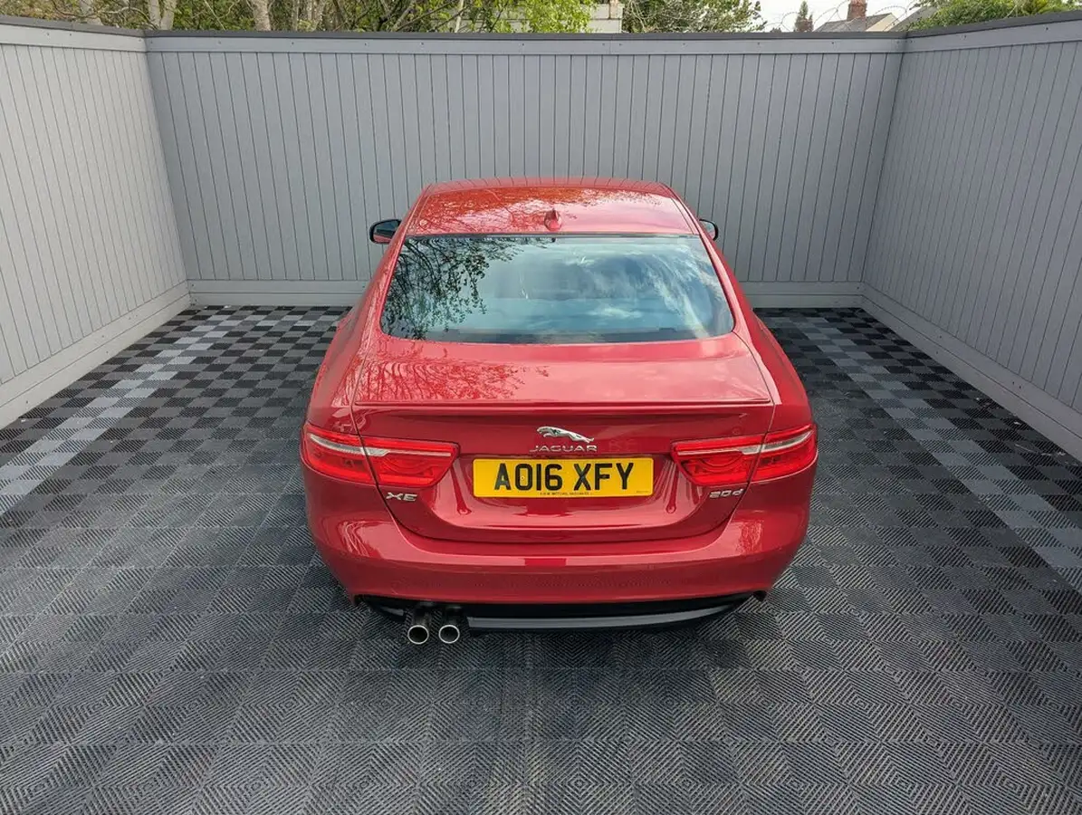 2016-jaguar-xe-20d-r-sport-180ps-auto-big-48