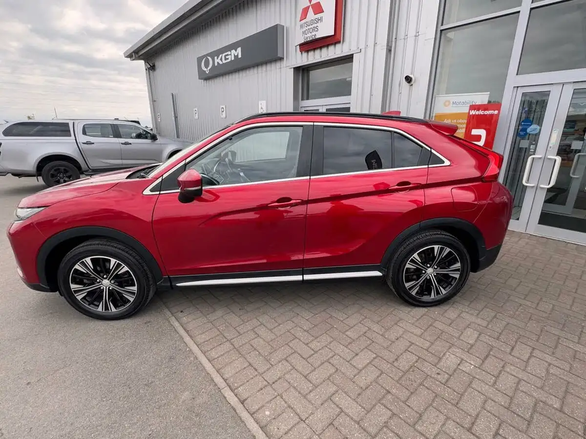 2019-mitsubishi-eclipse-cross-15-4-auto-big-1