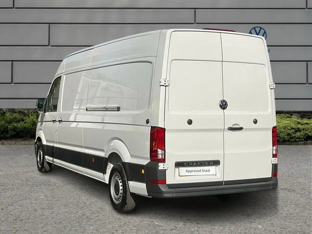 2024-volkswagen-crafter-20tdi-cr35-lwb-commerce-plus-140pseu6d-big-1