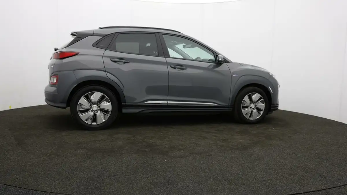 2020-hyundai-kona-e-premium-se-64kwh-105kw-obc-big-36