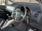 2008-toyota-auris-14-t2-5d-small-40