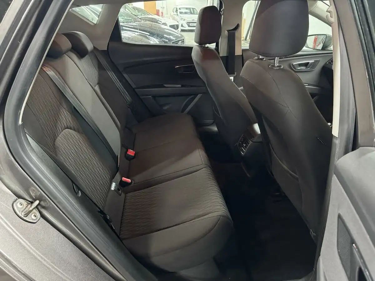 2015-seat-leon-14-se-tech-pack-hatchback-5d-1395cc-big-35