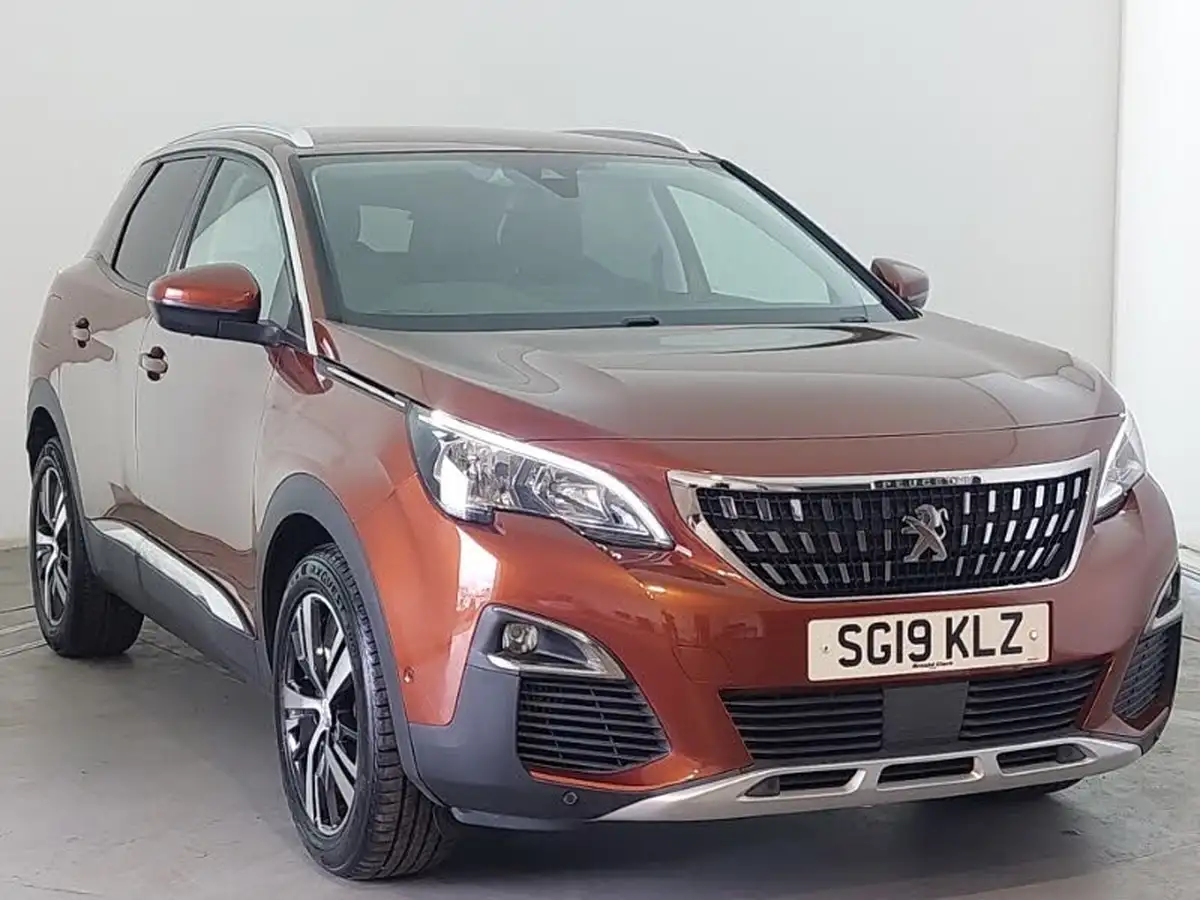 2019-peugeot-3008-suv-12-puretech-allure-big-0