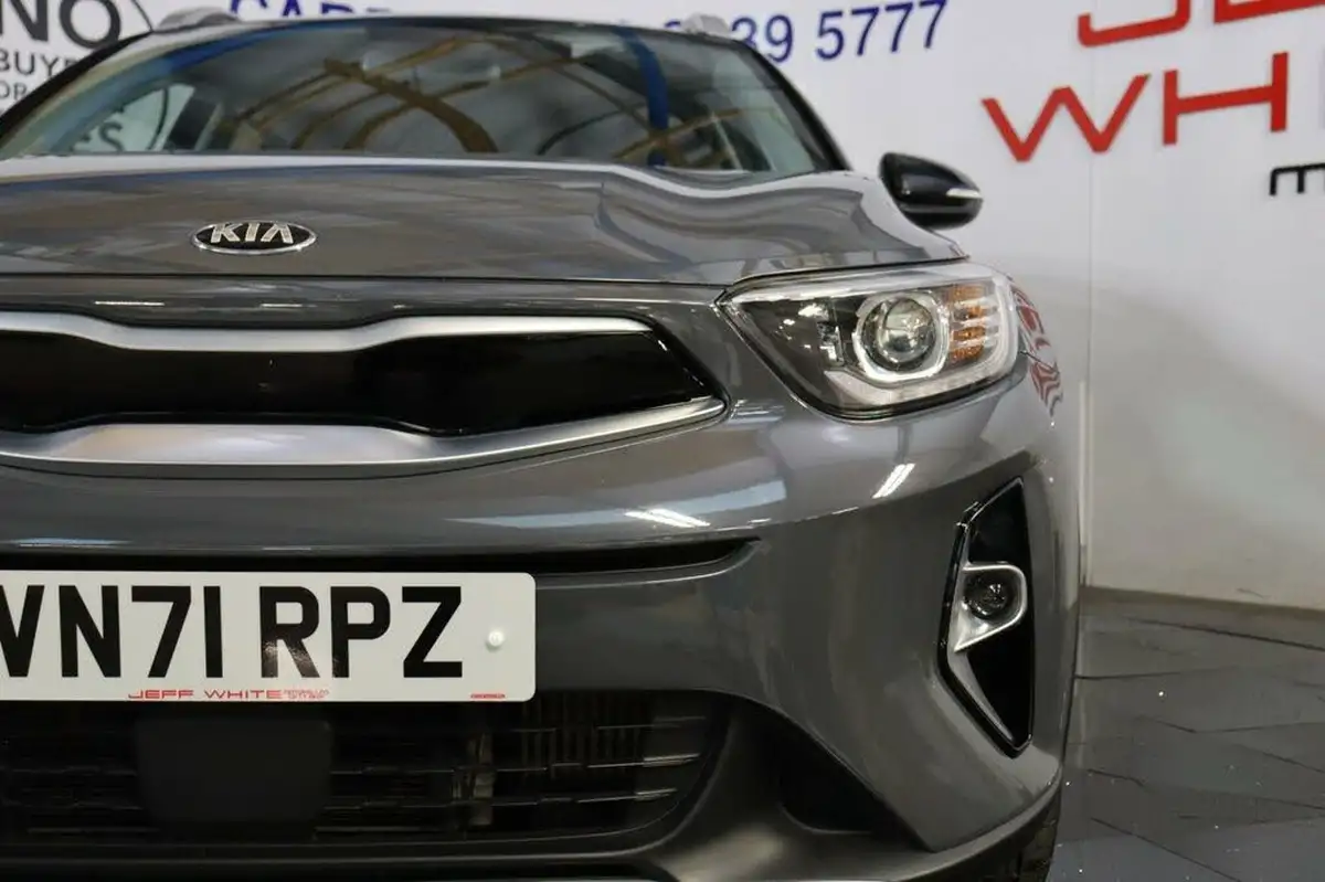 2021-kia-stonic-10-t-gdi-connect-big-10