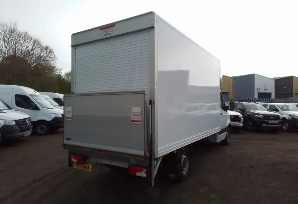 2021-mercedes-benz-sprinter-21cdi-316-l3h2-progressive-big-5