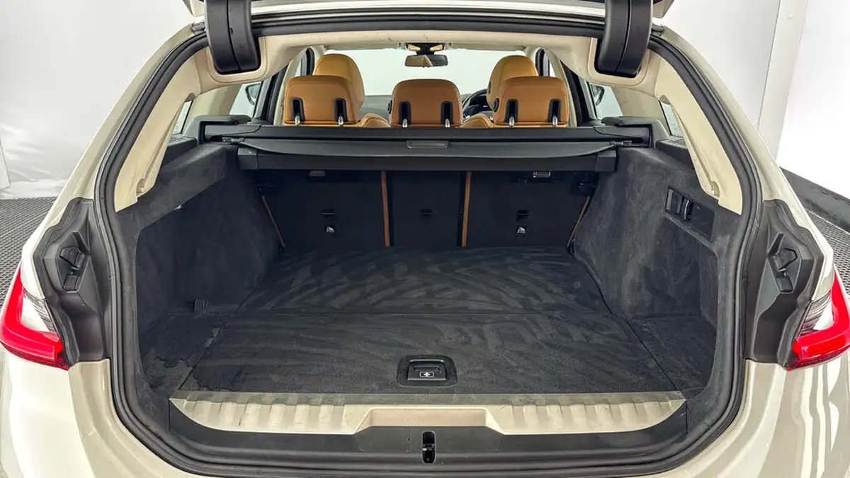 2021-bmw-3-series-20-330e-sport-pro-touring-5d-big-14
