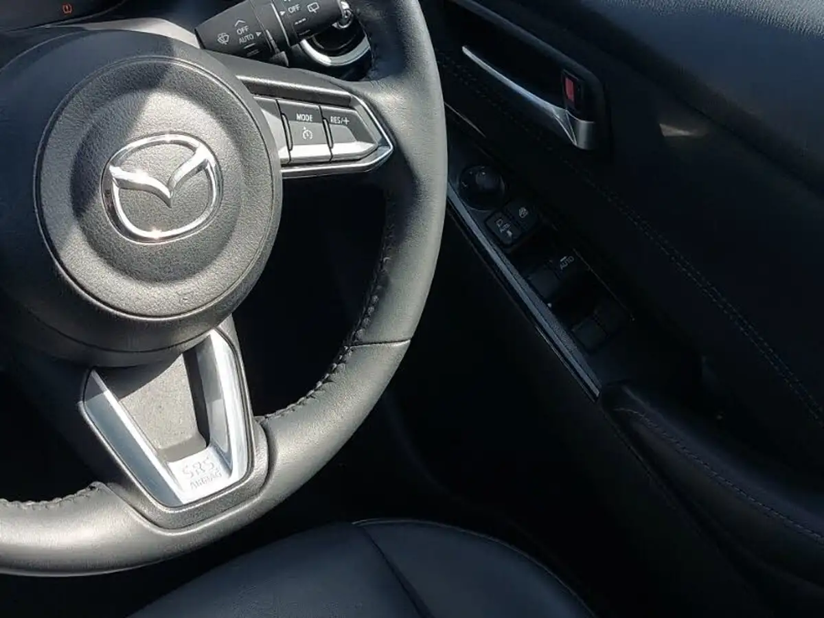 2022-mazda-mazda2-15-e-skyactiv-g-gt-sport-tech-big-9