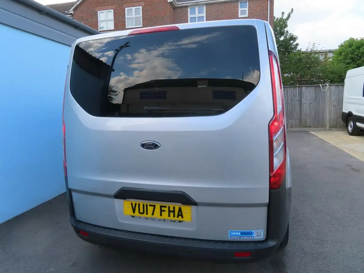 2017-ford-tourneo-custom-20tdci-310-l2-zetec-130ps-big-20