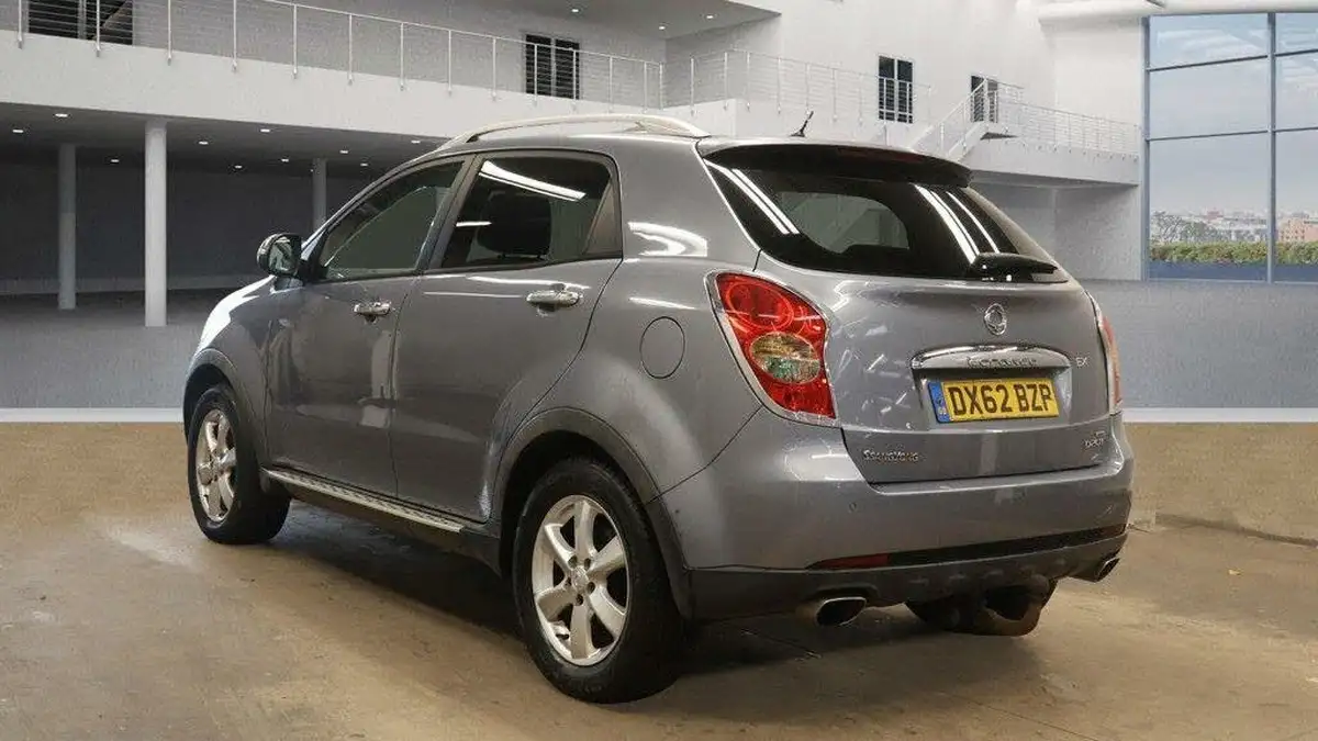 2012-kgm-ssangyong-korando-20td-ex-auto-big-14