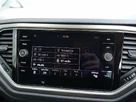 2020-volkswagen-t-roc-15-tsi-se-dsg-small-21