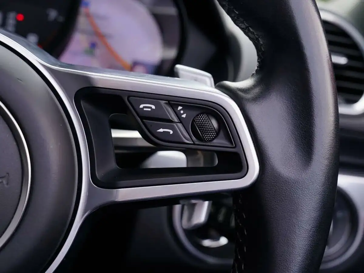 2019-porsche-boxster-718-20-boxster-pdk-big-23