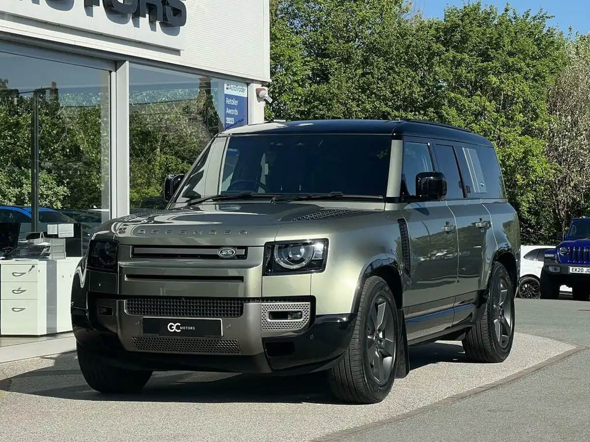 2023-land-rover-130-defender-30-p300-x-dynamic-hse-big-0