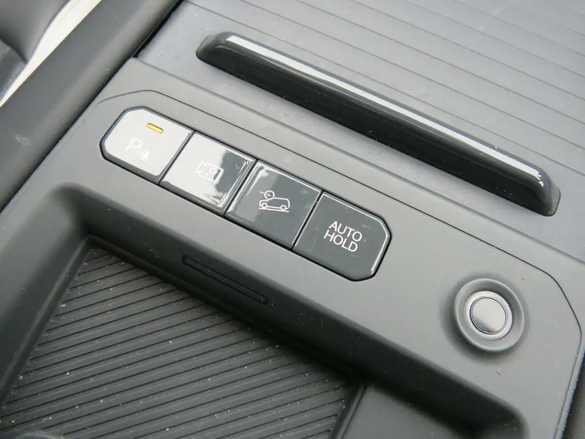 2024-kia-ev9-e-gt-line-s-7-big-28