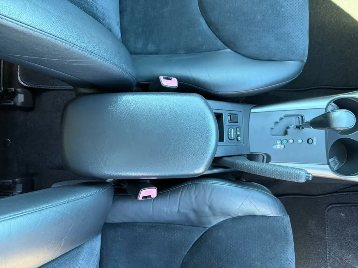 2012-toyota-rav4-22td-xt-r-22d-cat-150bhpawd-auto-big-75