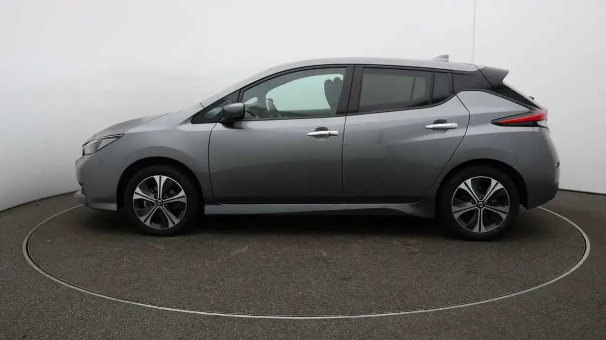 2021-nissan-leaf-e-e-n-connecta-big-64