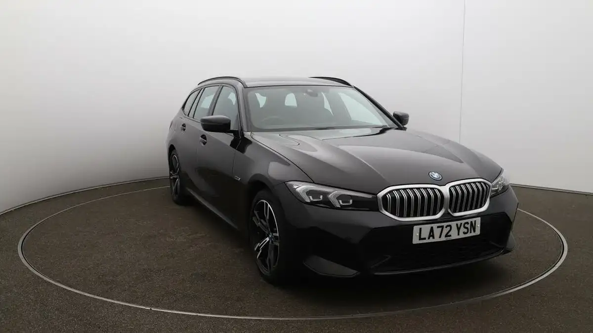 2022-bmw-3-series-20-330e-m-sport-touring-5d-big-40