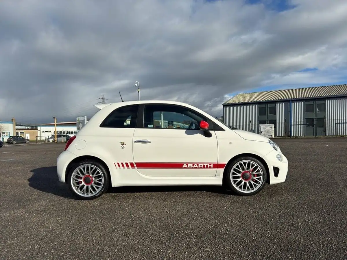 2019-abarth-595-14-tjet-big-20
