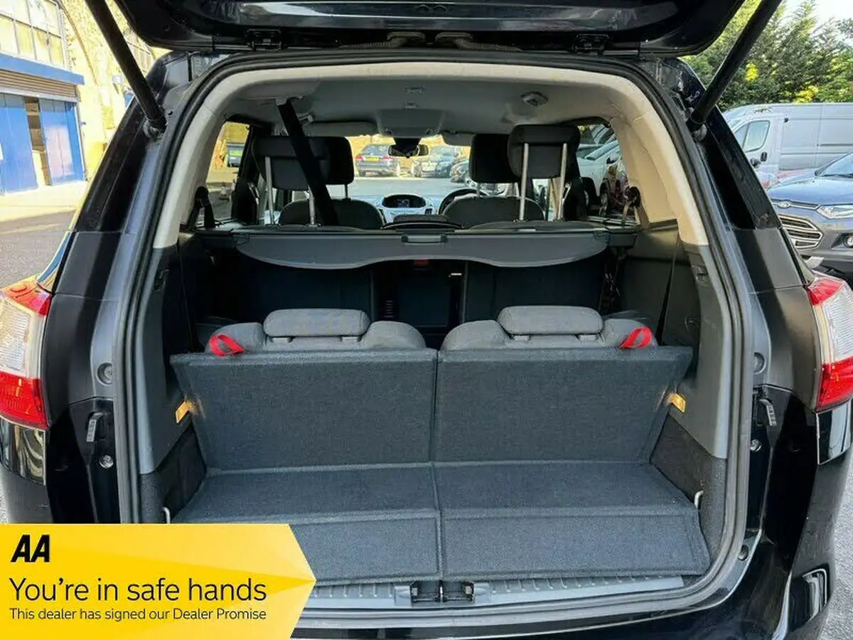 2013-ford-grand-c-max-10-zetec-125ps-big-19