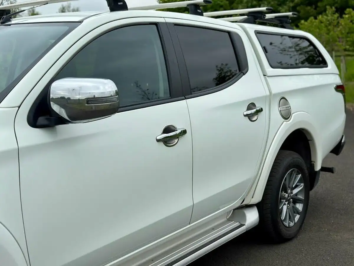 2017-mitsubishi-l200-24di-d-barbarian-178bhp-eu6-big-14