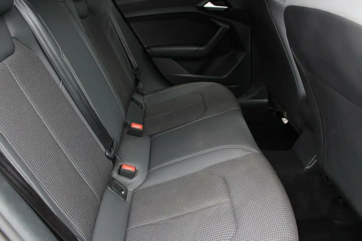 2021-audi-a1-15-35-tfsi-s-line-big-16