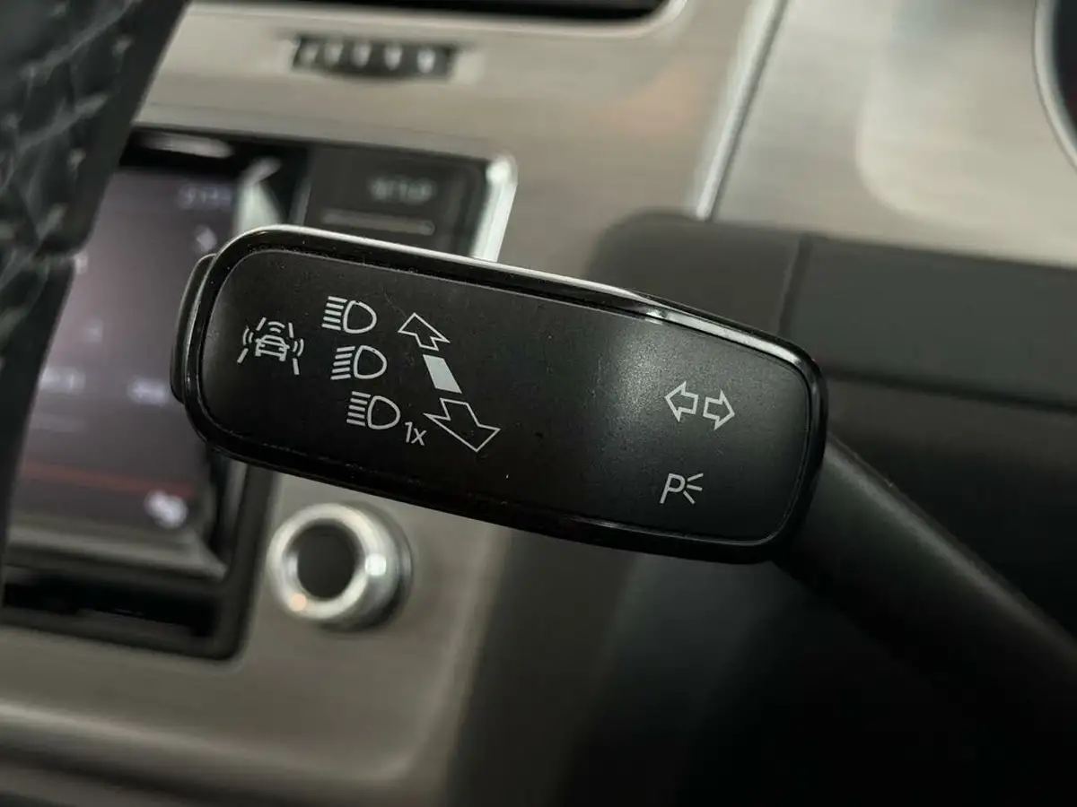 2014-volkswagen-golf-16tdi-se-ss-hatchback-5d-big-22