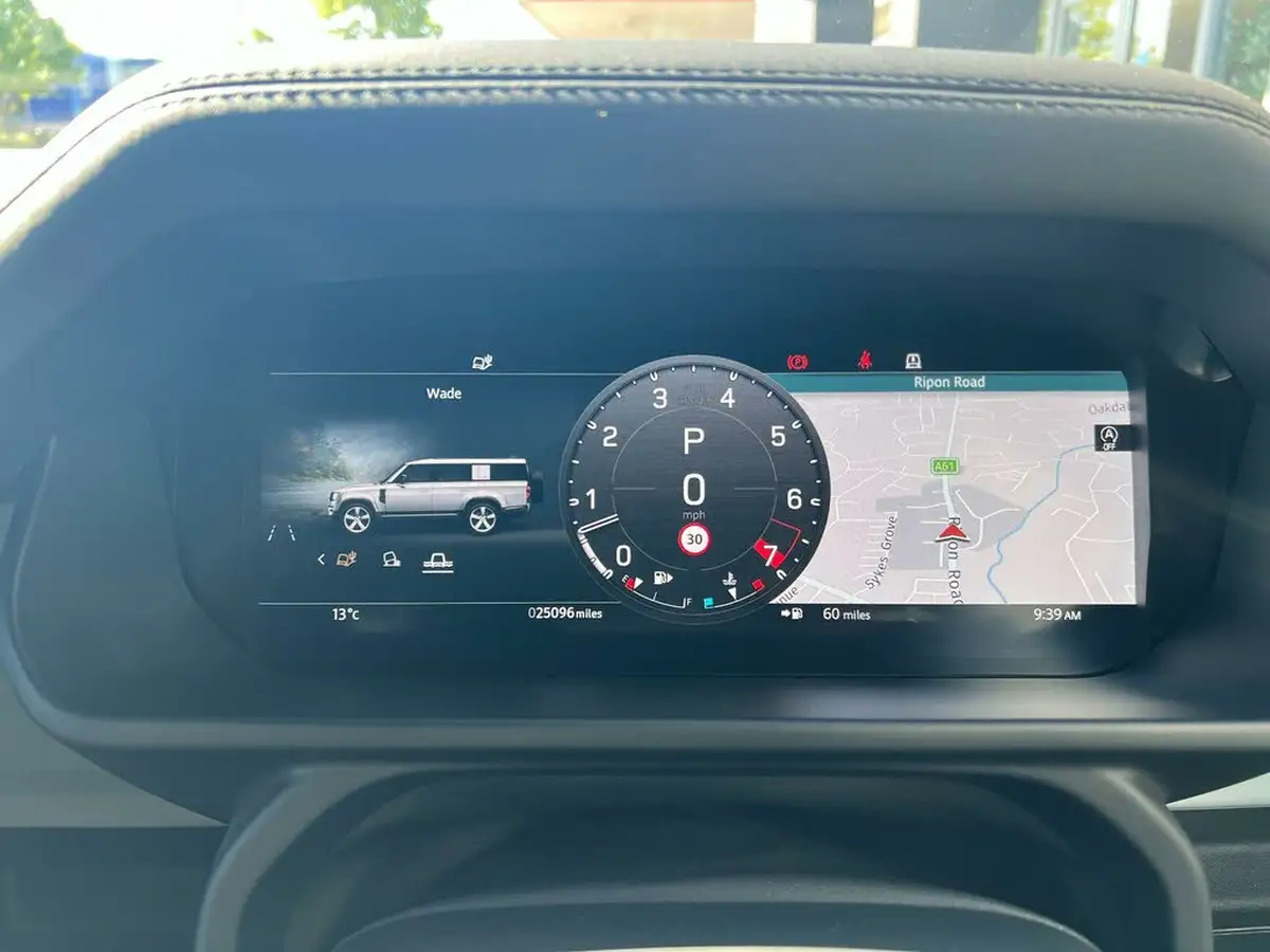 2023-land-rover-130-defender-30-p300-x-dynamic-hse-big-52