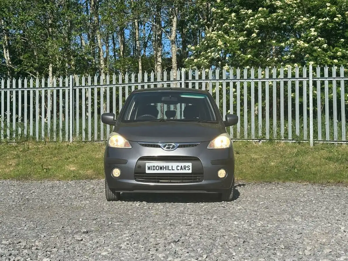 2009-hyundai-i10-12-comfort-76bhp-big-1
