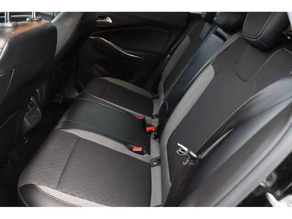 2020-vauxhall-grandland-x-12-sri-nav-auto-big-33