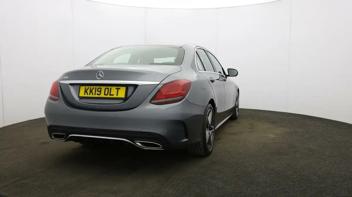 2019-mercedes-benz-c-class-15-c200-amg-line-premiumss-saloon-4d-big-52