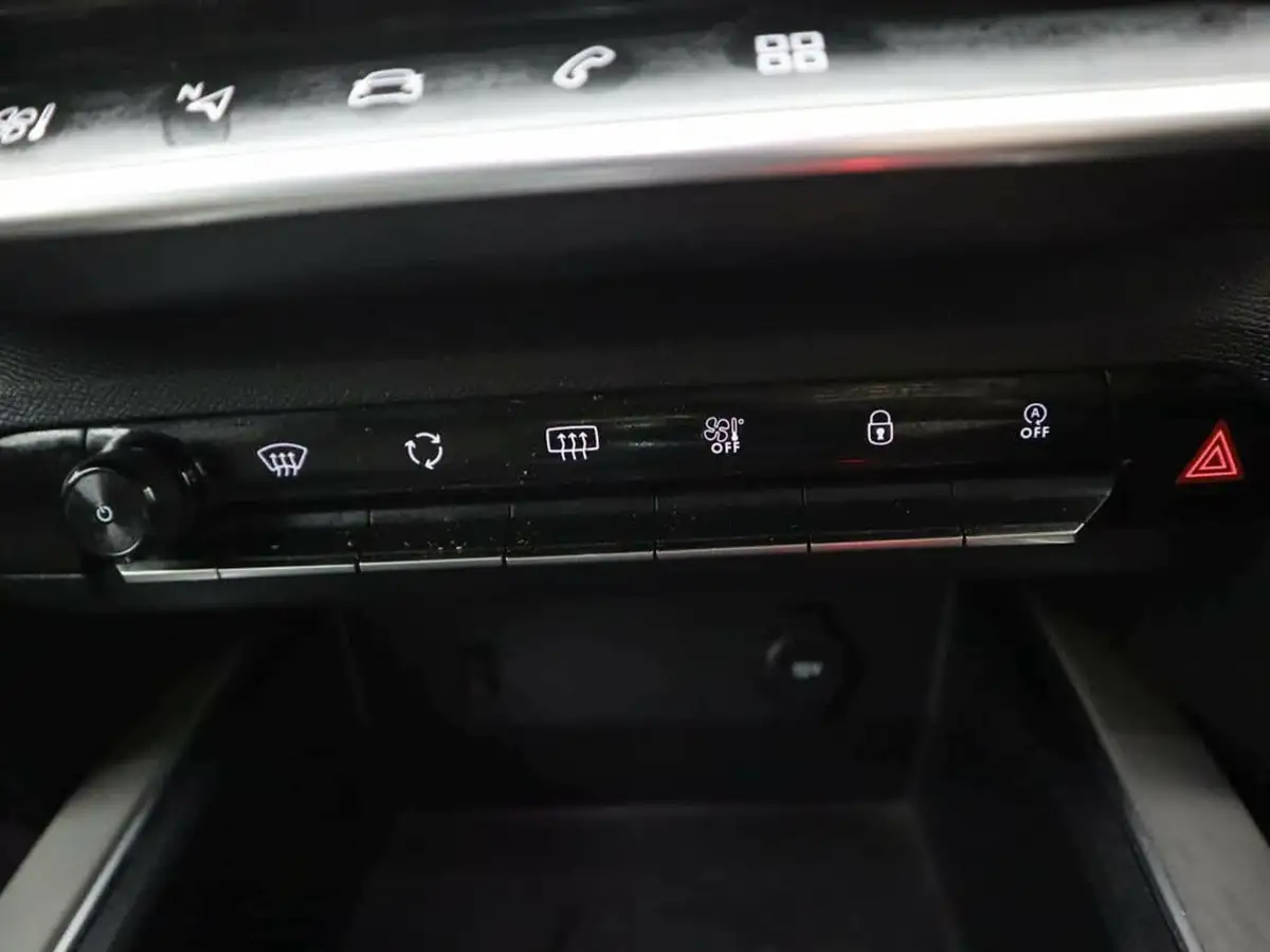 2021-citroen-c5-aircross-12-puretech-shine-big-18