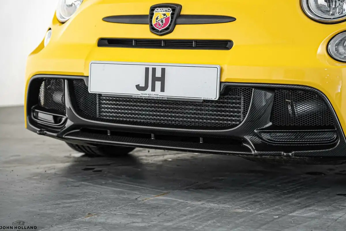 2016-abarth-500-14-tjet-695-biposto-record-big-10