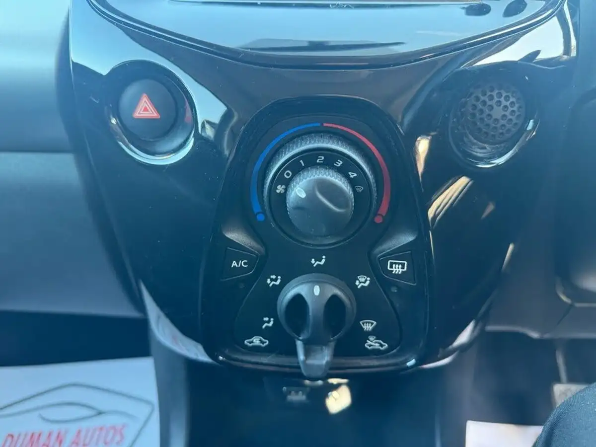 2016-citroen-c1-10-vti-airscape-flair-5d-etg-big-14