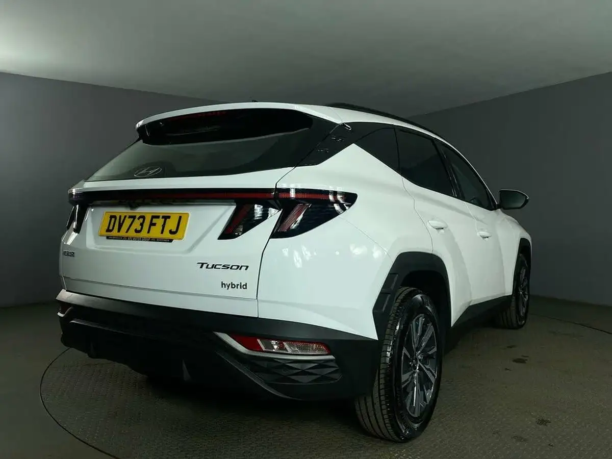2023-hyundai-tucson-16-t-gdi-se-connect-230ps-hybrid-auto-big-7