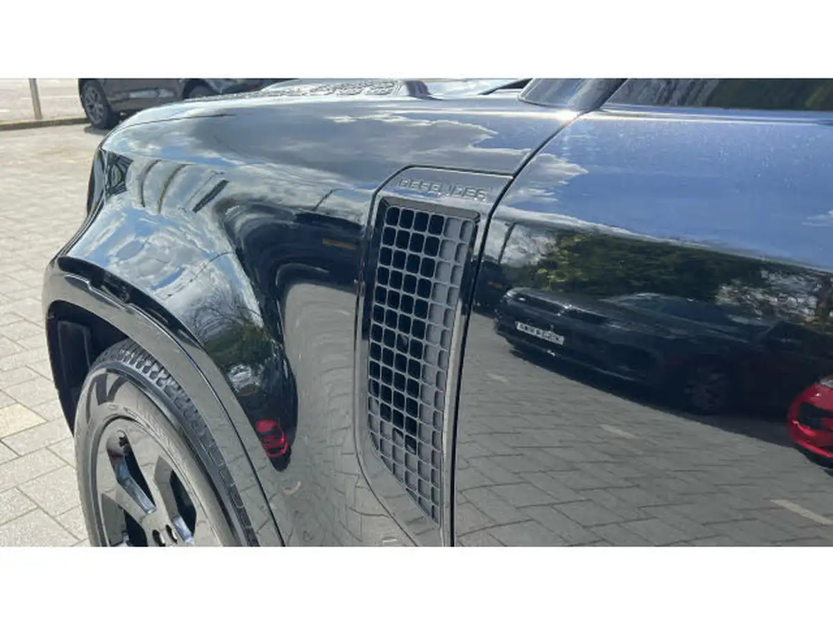 2024-land-rover-110-defender-30-d350-x-dynamic-hse-big-19