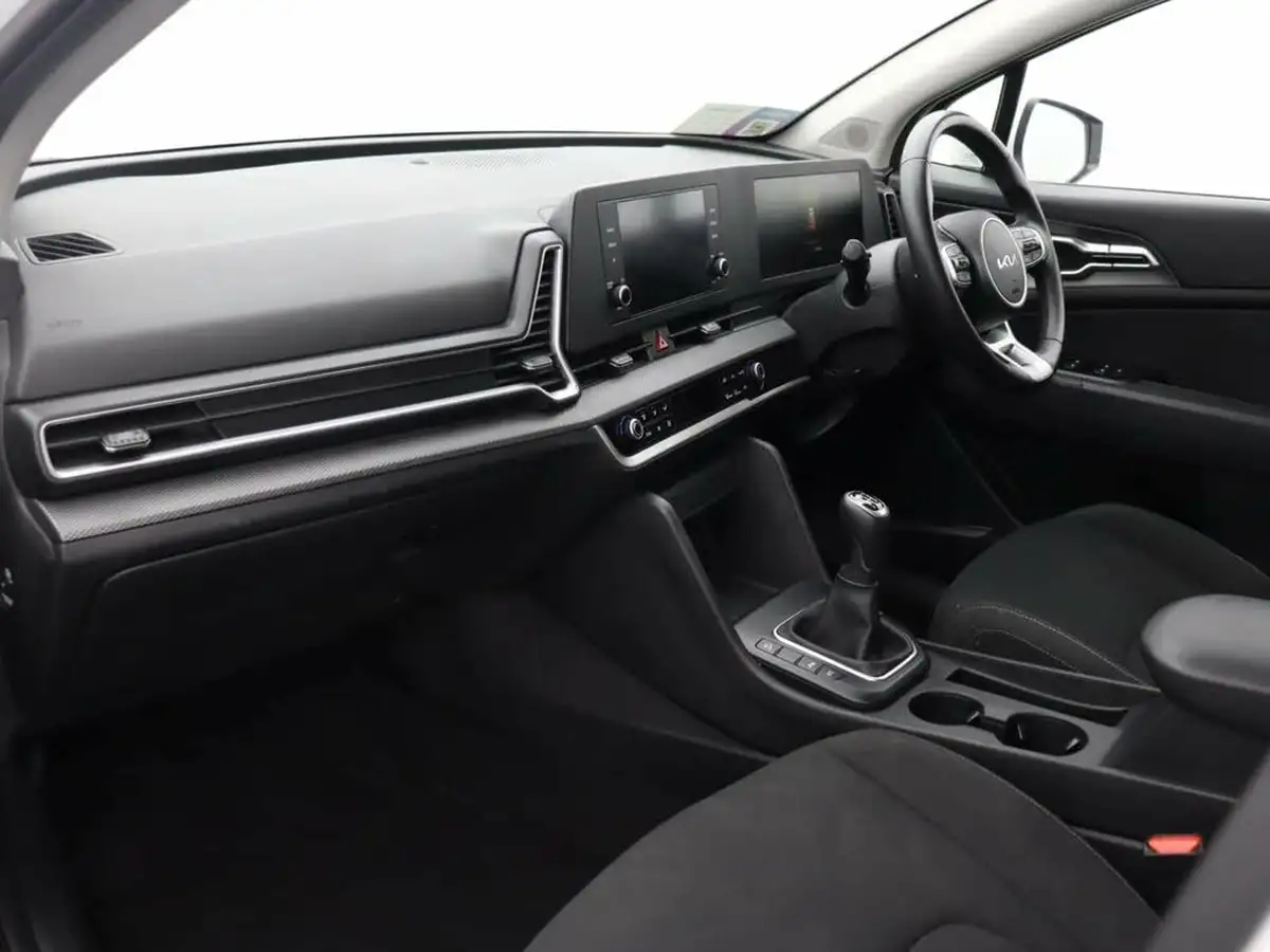 2023-kia-sportage-16-t-gdi-2-148bhp-big-7