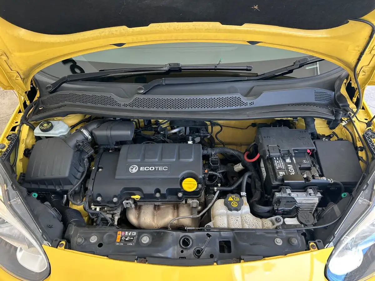 2014-vauxhall-adam-12-jam-ecoflex-ss-big-16