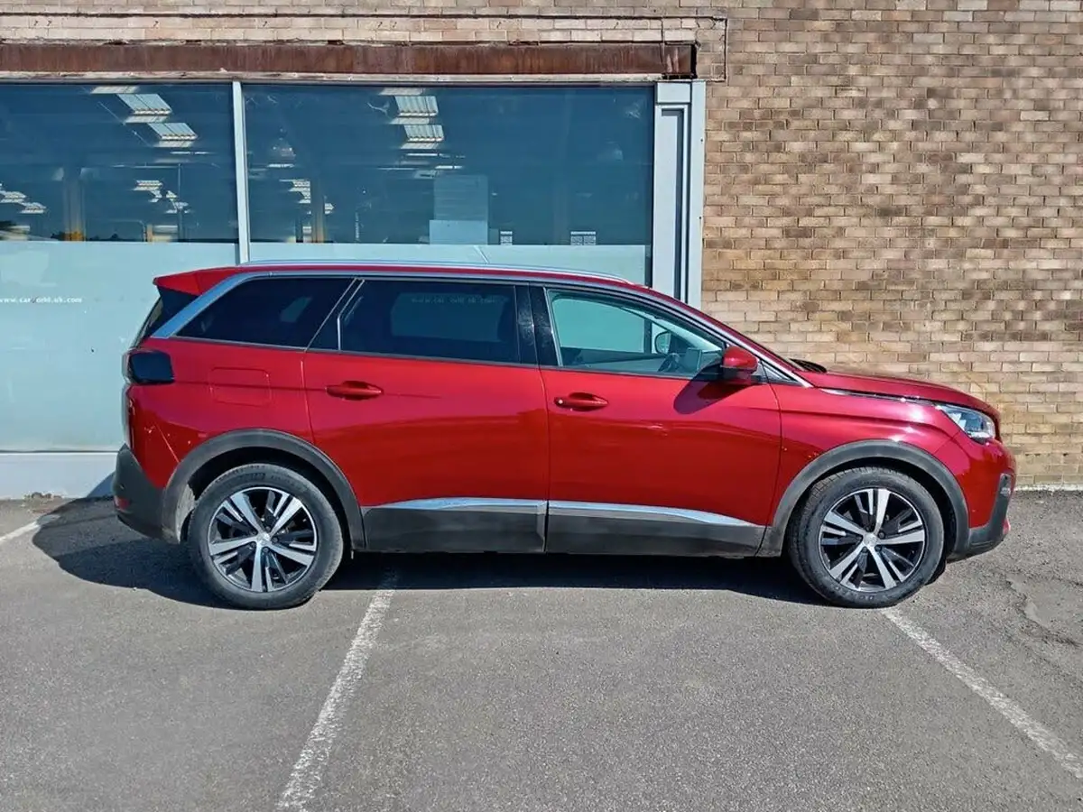 2020-peugeot-5008-suv-12-puretech-allure-big-1