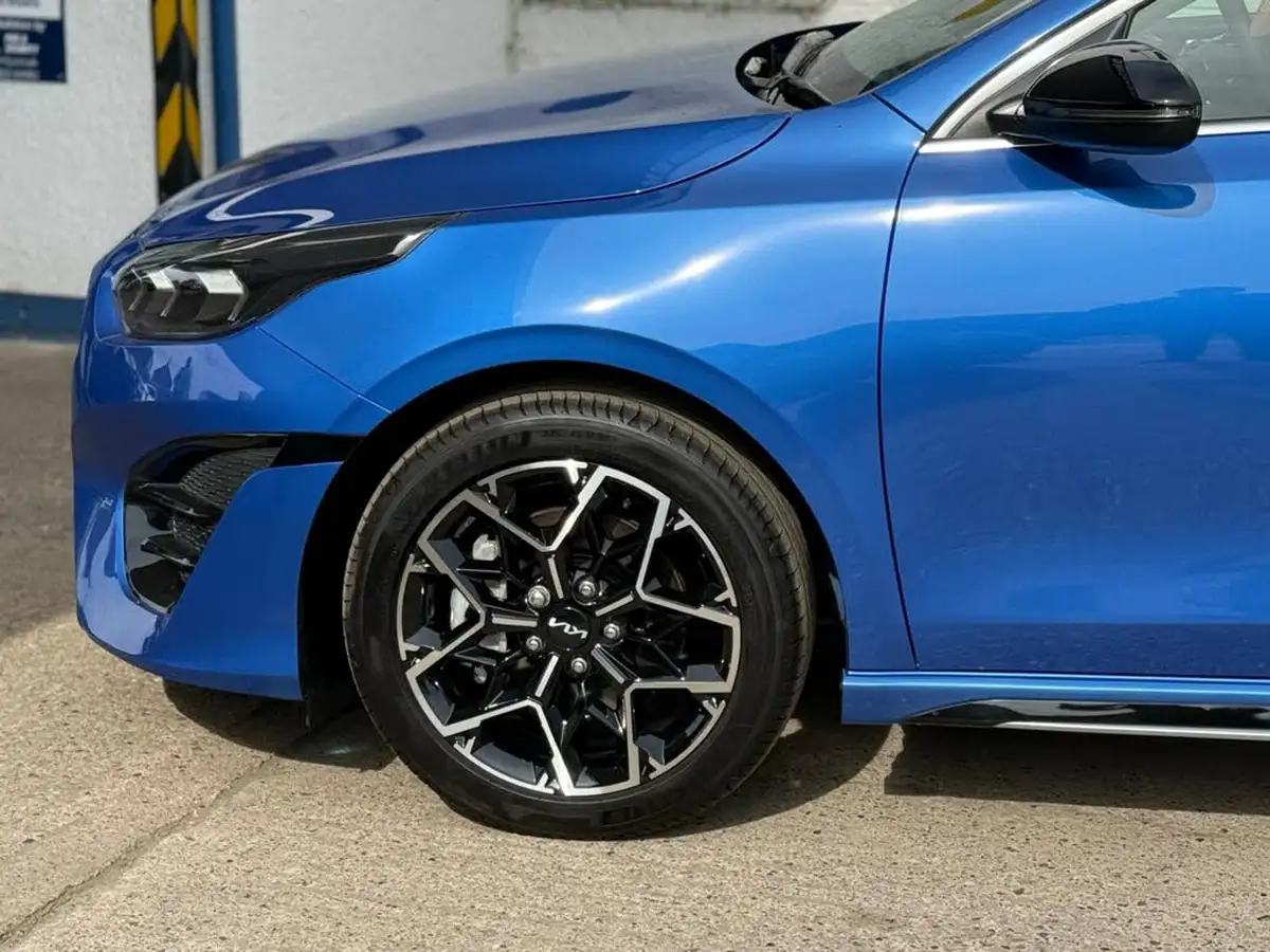 2023-kia-ceed-15-t-gdi-gt-line-158bhp-big-23