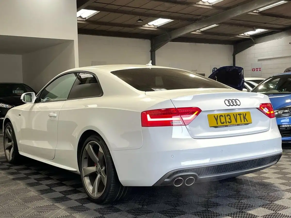2013-audi-a5-20td-quattro-black-edition-coupe-2d-big-26