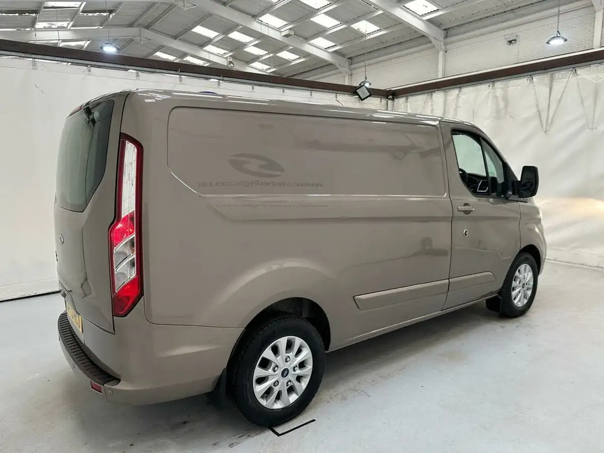 2023-ford-transit-custom-20tdci-300-l1h1-limited-130pseu6d-panel-van-1997cc-big-5