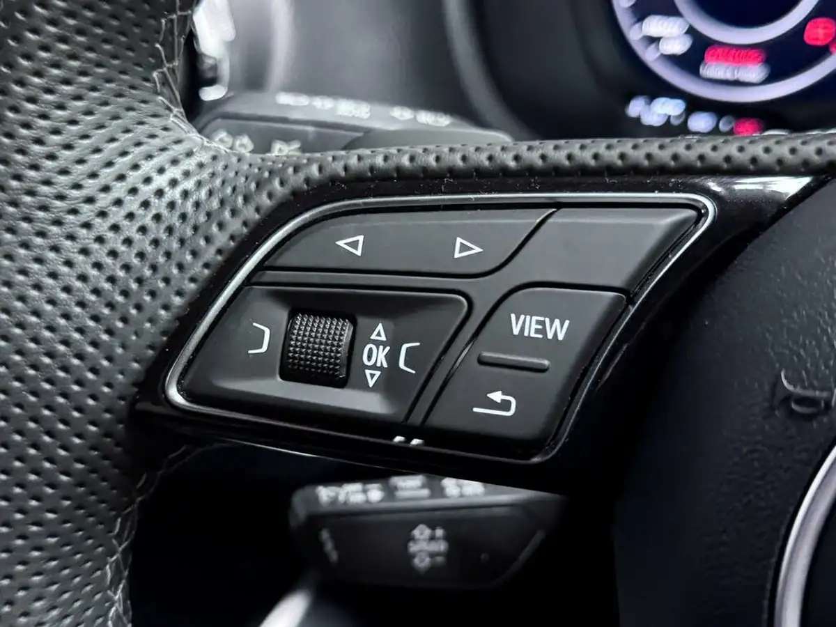 2022-audi-q2-15-35-tfsi-black-edition-s-tronic-big-31