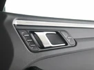 2025-porsche-macan-20-t-small-14