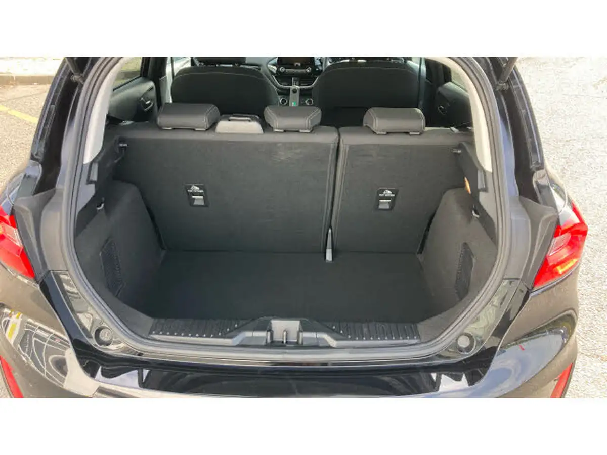 2023-ford-fiesta-10t-titanium-125ps-hybrid-mhev-big-3