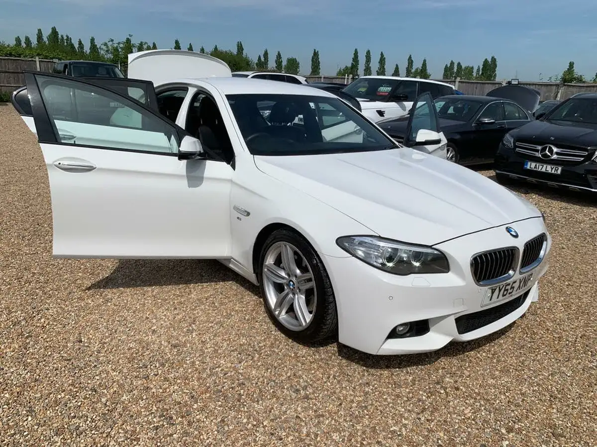 2015-bmw-5-series-30td-530d-m-sport-saloon-4d-big-51