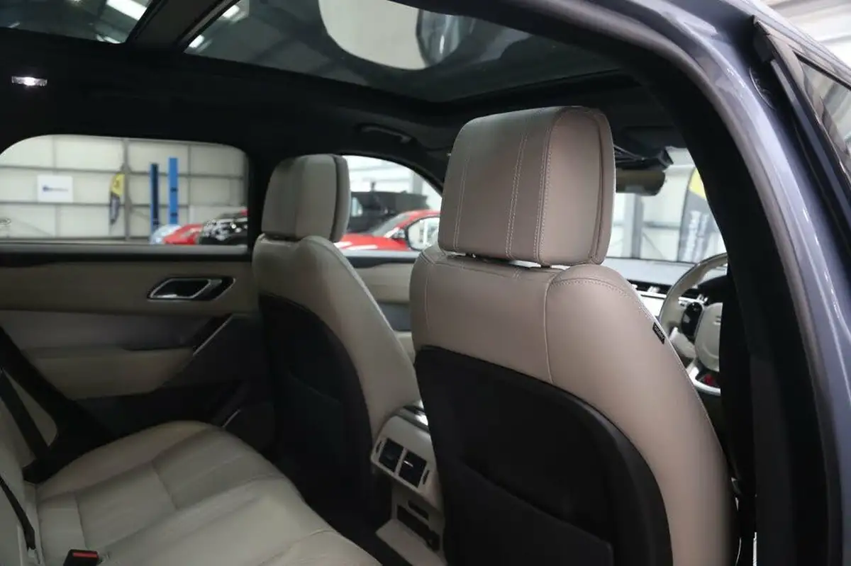 2019-land-rover-range-rover-velar-20-d240-r-dynamic-hse-big-31