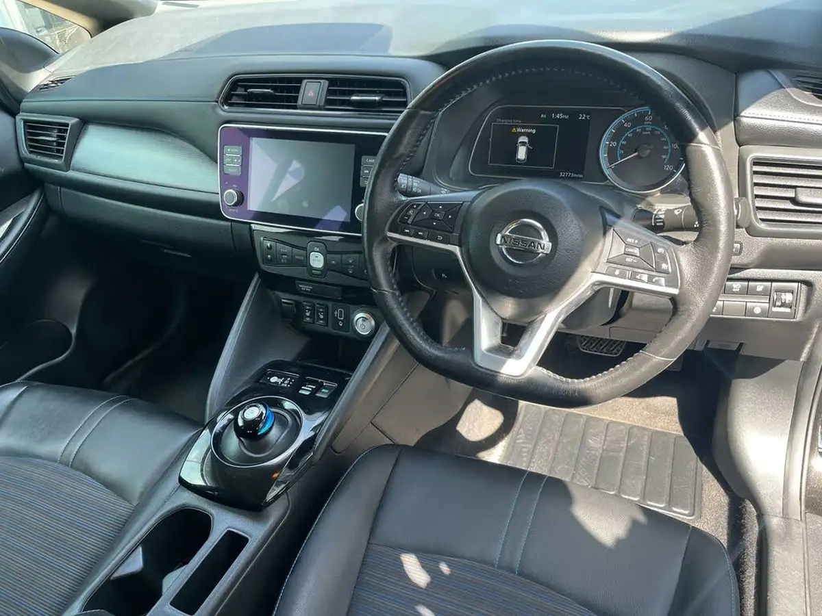 2020-nissan-leaf-e-n-connecta-big-17