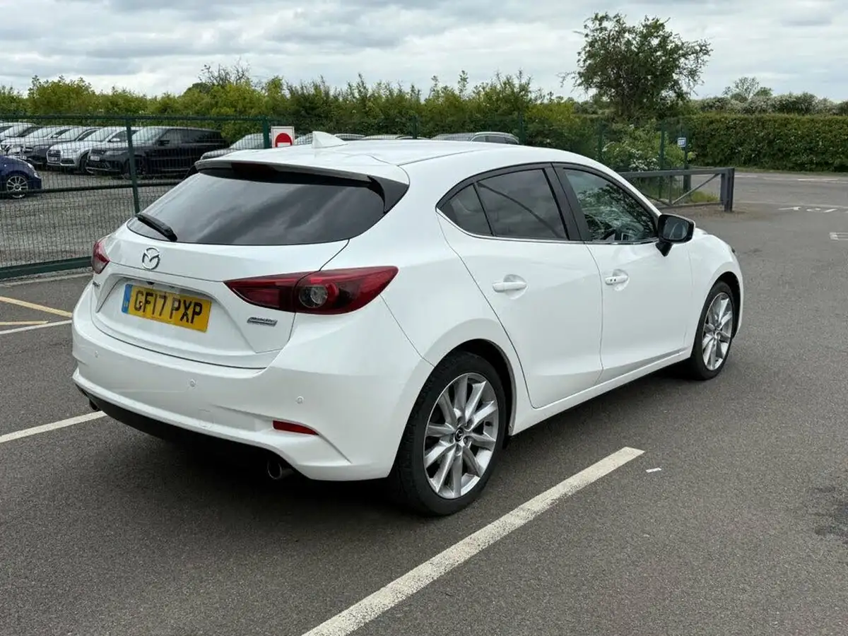 2017-mazda-mazda3-20-sport-nav-120ps-hatchback-5d-big-6