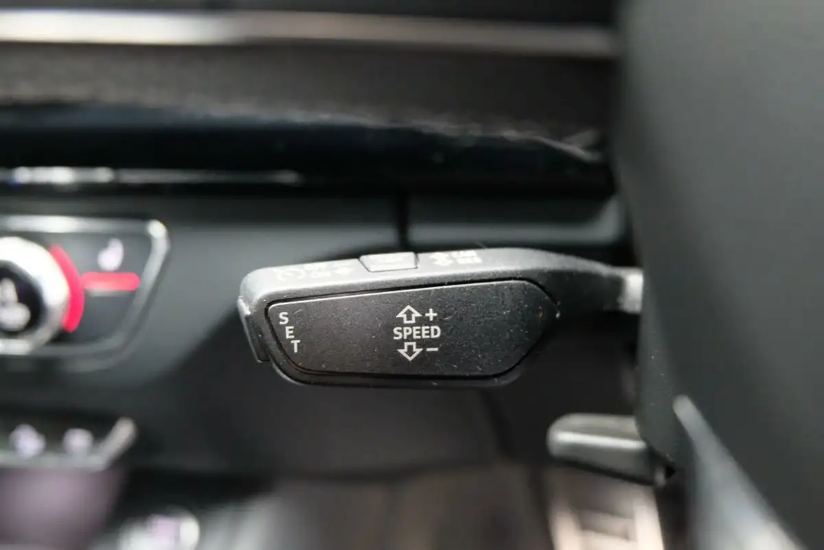2024-audi-q5-20-45-tfsi-black-edition-station-wagon-big-18