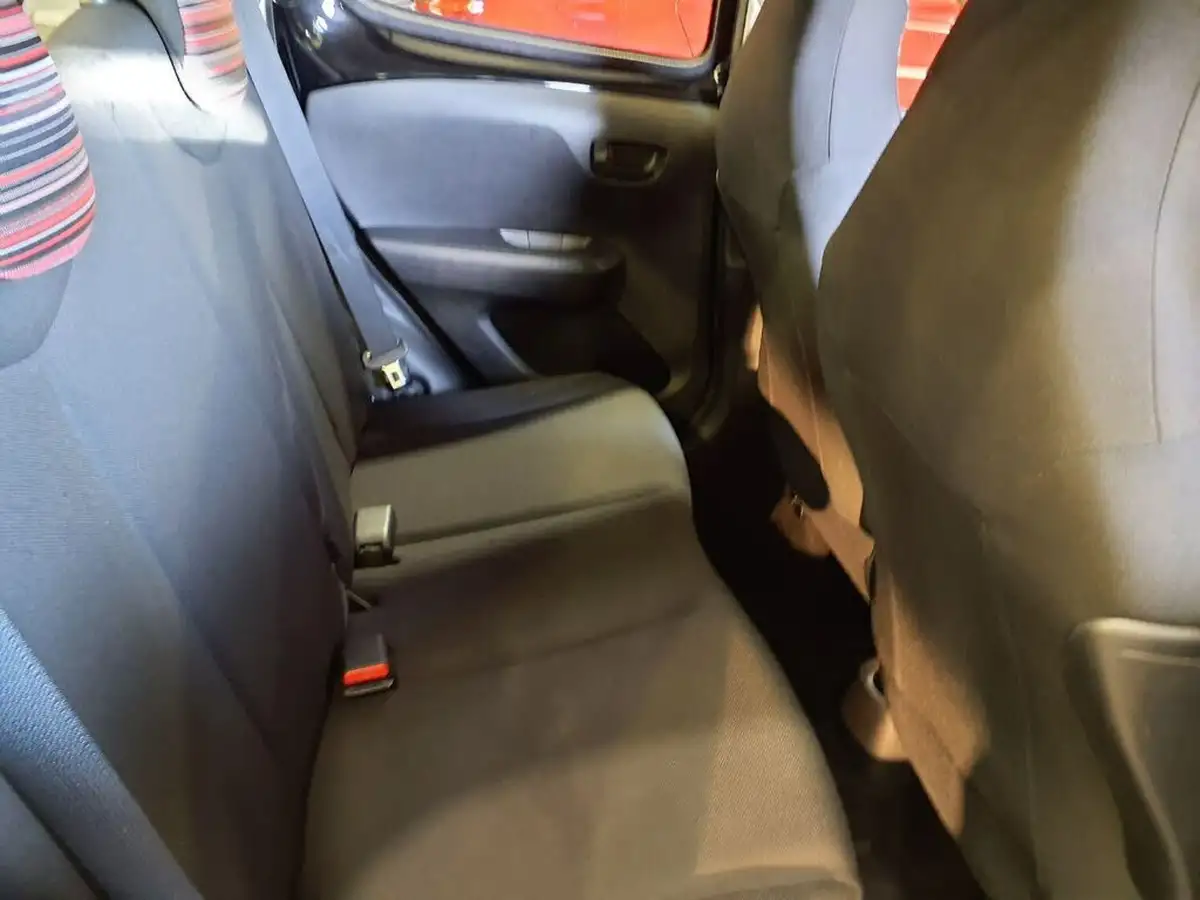 2016-citroen-c1-12-puretech-feel-81ps-5d-big-12